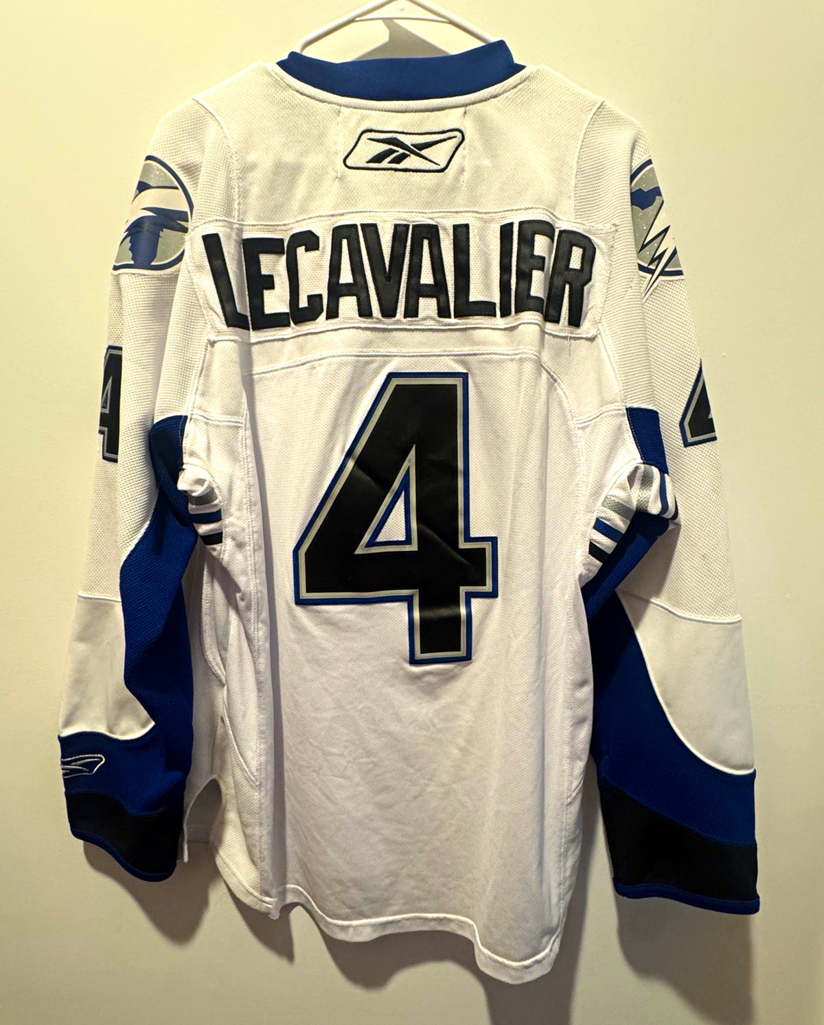 Reebok Vincent Lecavalier #4 Tampa Bay Lightning NHL Hockey Jersey Size Small
