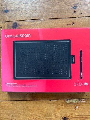 One by Wacom CTL-672 Graphic Drawing Tablet - Medium