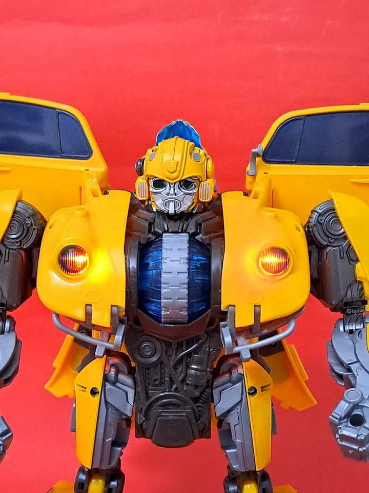 HASBRO TOMY 2017 - BUMBLEBEE (#0982) - TRANSFORMERS - Leggi  descrizione - [VB] - Immagine 2 di 4