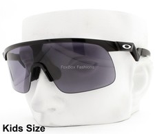Oakley Youth Fit Sunglasses OJ9010-0123 Resistor XS Black Prizm Gray Kids Size