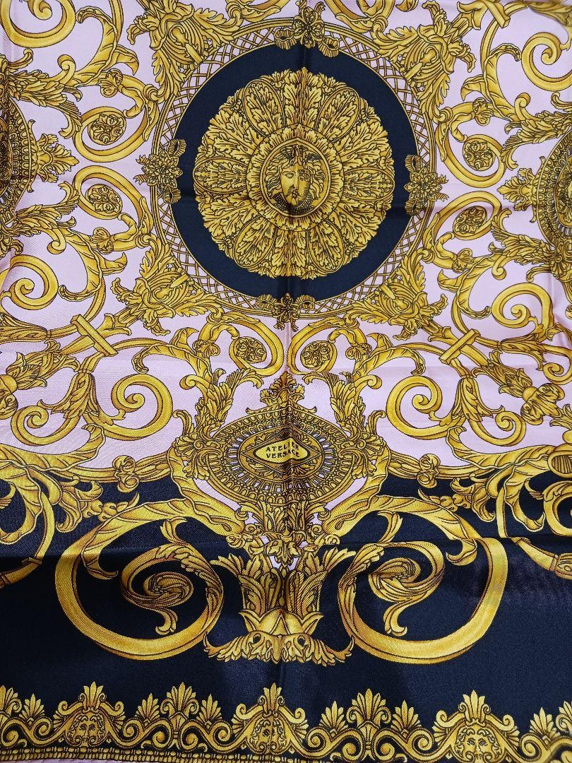 VERSACE 大判スカーフ 85×85 VERSACE 大判スカーフ 85×85 90_1001600-
