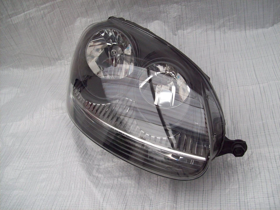 VW Golf 1K Hella Halogen Twin Headlight Front Right 1K6941006AA 2004-2009 - Image 3 of 4