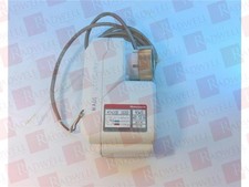 HONEYWELL M7410E-1010 / M7410E1010 (NEW IN BOX)