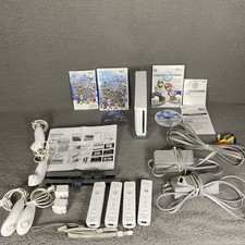 wii console bundle W/4 Controllers Extra Game Cords 2 Games. As Is. Tested Works