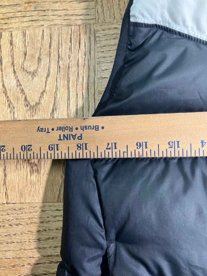 NWOT NIKE Sportswear Women's Black White Windrunner Vest Down Reversible Small - Image 3 of 4