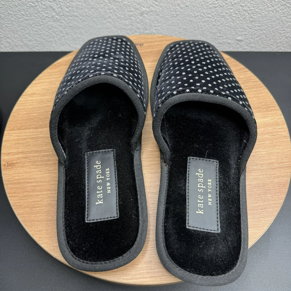 Zapatillas de casa Kate Spade New York para mujer de terciopelo negro a lunares talla 8B Foto 3 de 4