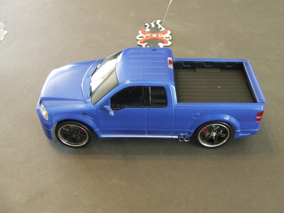 XMODS 2005 FORD F150 BLUE W/SLAMMED WHEELS, EXTRA BODY EXCELLENT CONDITION #4* - Image 3 of 4