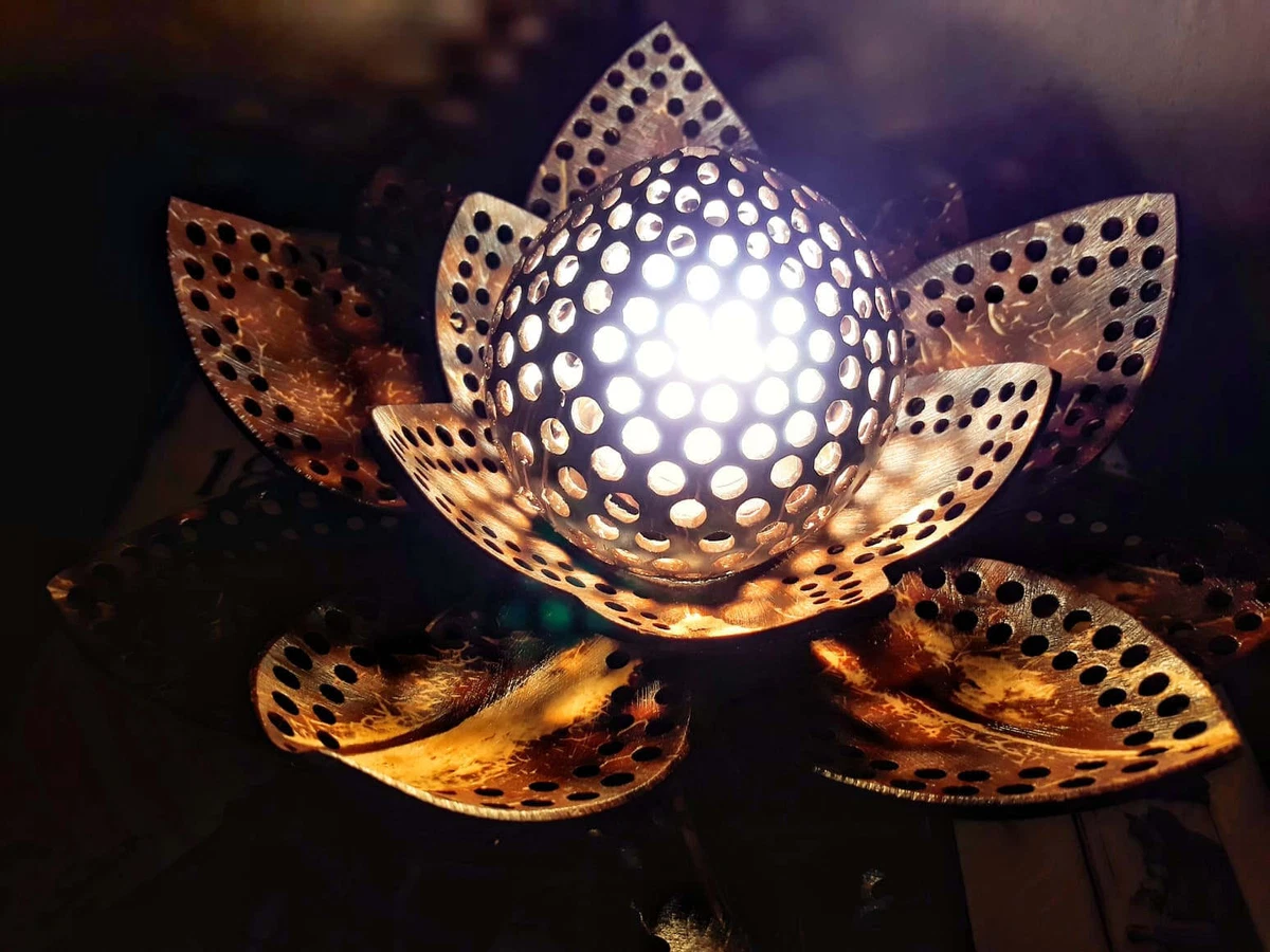 Coconut shell light outlet