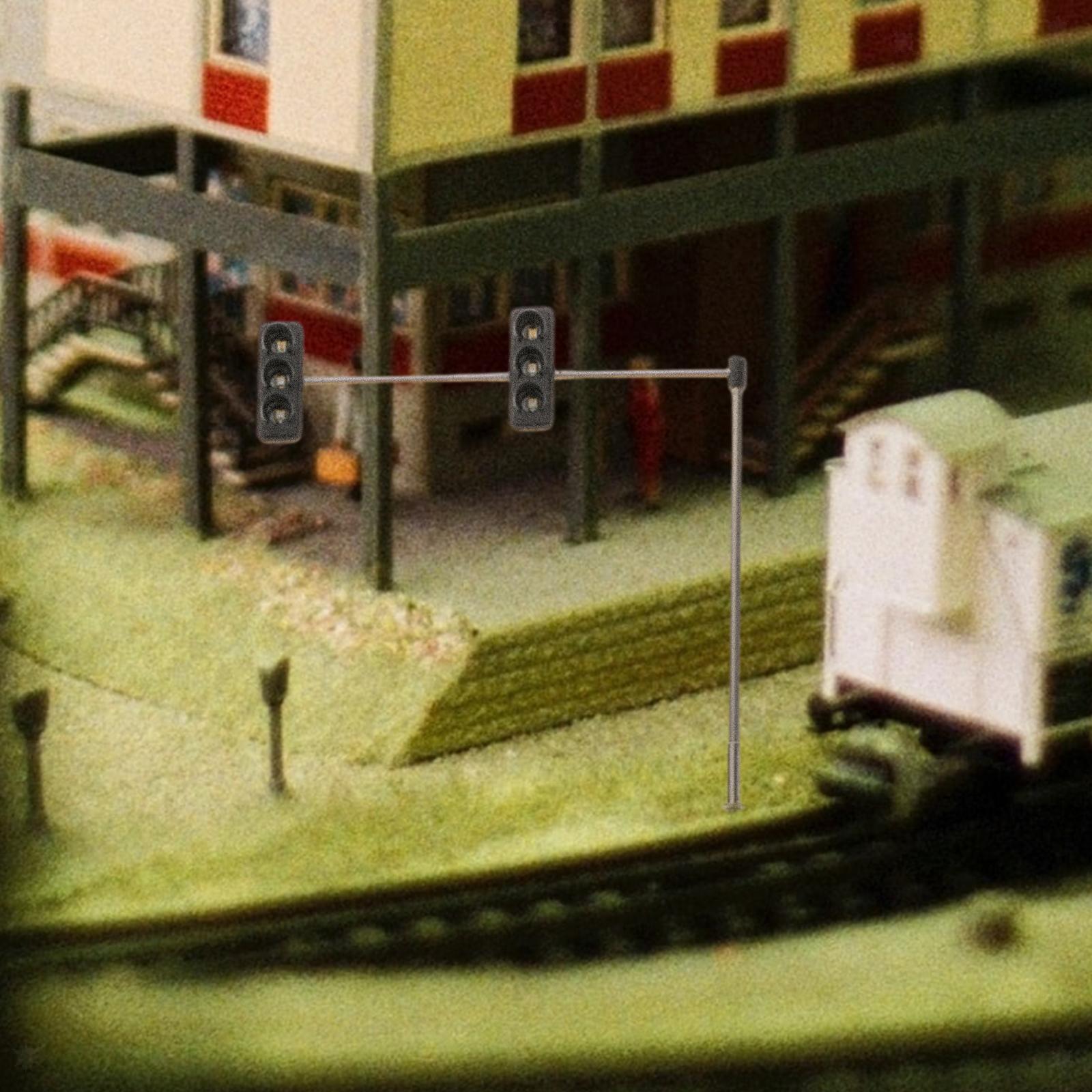 Picture 2 of 5