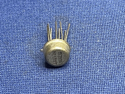 NE555T SIGNETICS NE555 TIMER IC Metal TIN Leads VINTAGE 78 RARE LAST ...