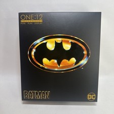 Mezco One 12 Collective DC Comics 1989 Batman 1 12 Action Figure - NEW