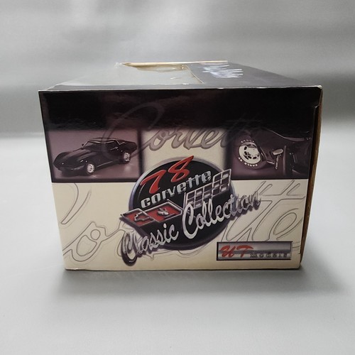 UT Models 1978 Corvette 25th Silver Anniversary Edition UT0597 1:18 Diecast - Picture 7 of 12