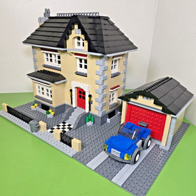 LEGO Creator 3-in-1: Model Town House (4954) Clean, Complete, Sorted W/ Inst.