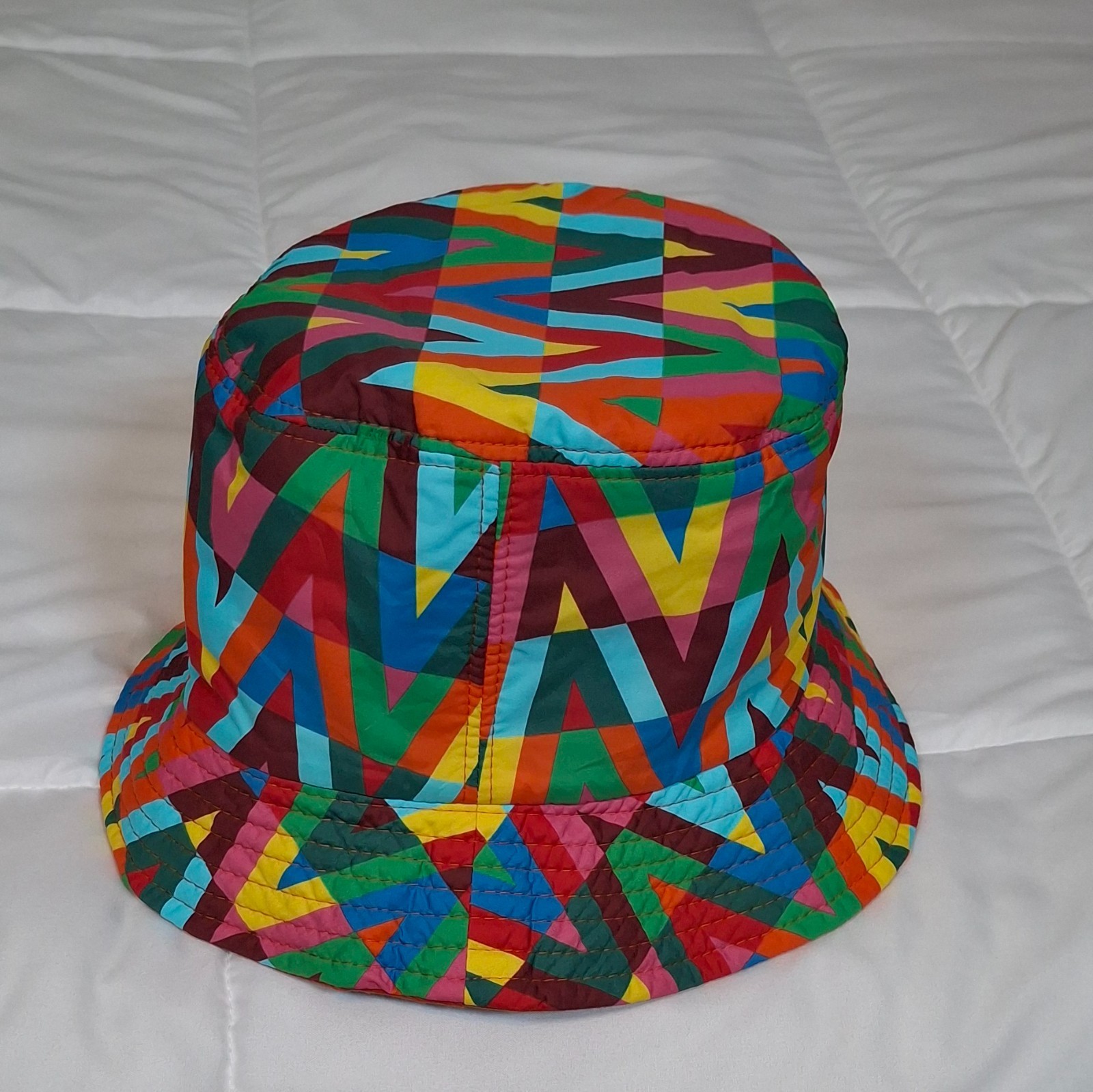 Authentic Valentino Bucket Hat Reversible Multico… - image 7