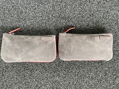 2 x Austrian Airlines Luxus Business Class Wildleder Leder Amenity Kit NEU