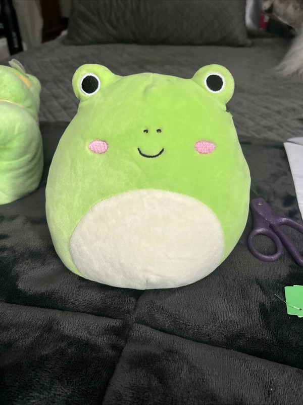 Kellytoy Squishmallow 8 Inch Wendy The Frog Super Soft Plush Toy Pillow Pet