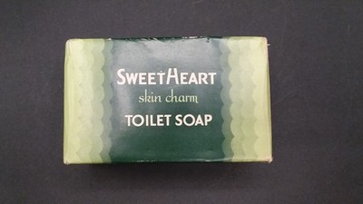 VINTAGE  1930s 1940s SWEET HEART SOAP NOS GREEN BOX MANHATTAN SOAP COMPANY