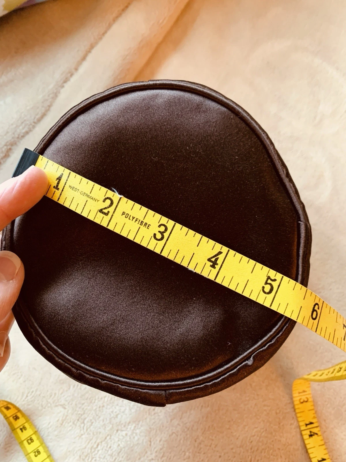 Borsa da sera BOTTEGA VENETA vintage anni 80 raso coulisse marrone cioccolato mini nuova con etichetta