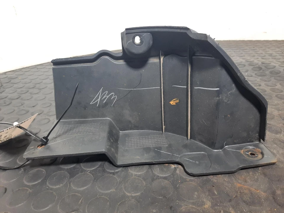 Borde MITSUBISHI L200 2006-2015 Foto 3 de 4