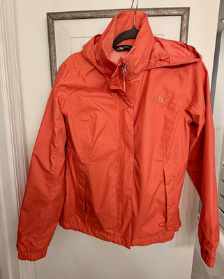 The North Face Women s Hooded Full Zip Lined Windbreaker Jacket Red S