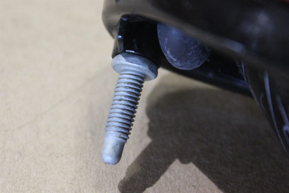 01-03 Oldsmobile Aurora Lamp 25658419 Left REAR Fog Lamp Back Up Light GM OEM - Image 4 of 4