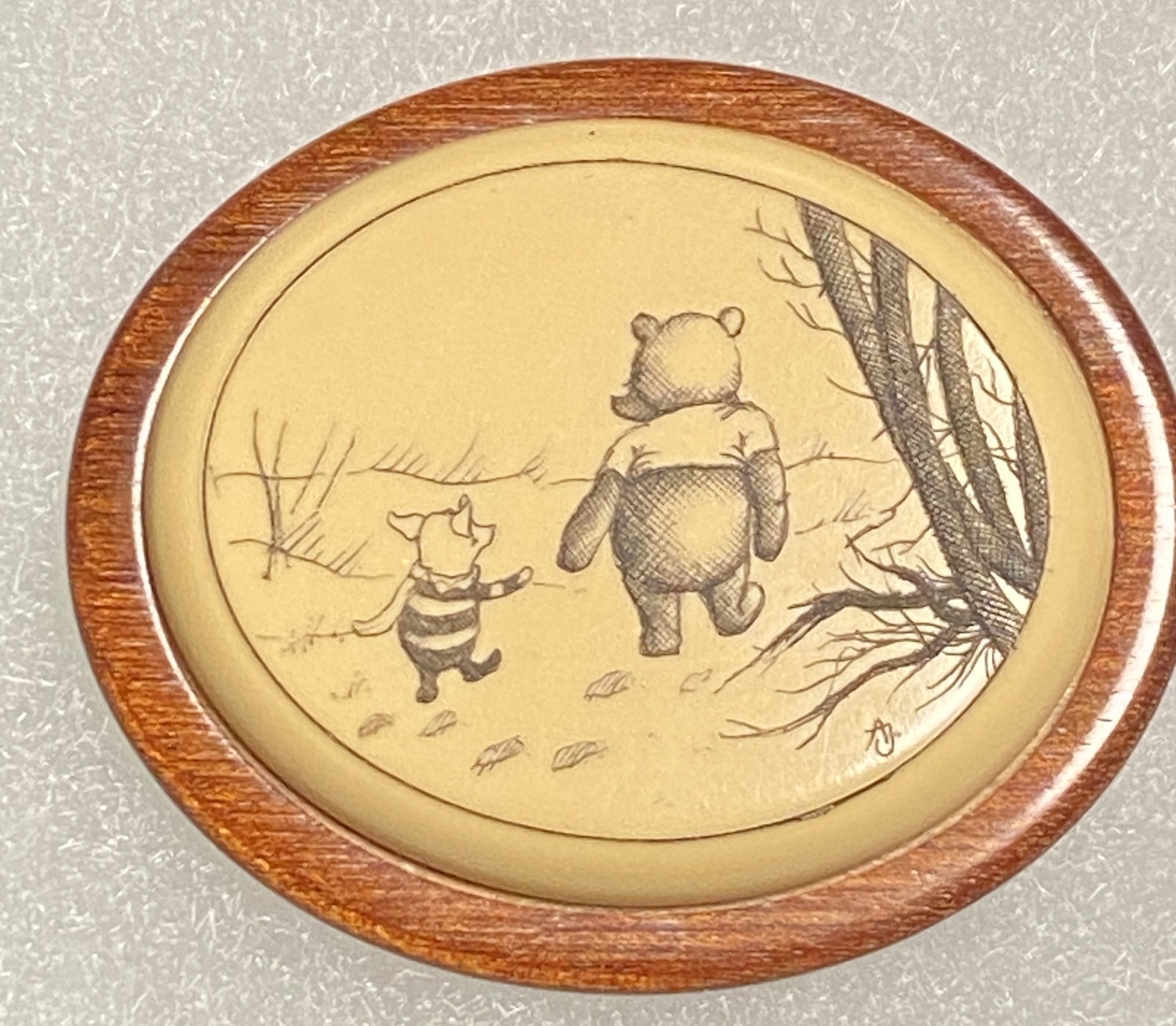 Winnie the Pooh Scrimshaw Brooch Signed Anouk Joh… - image 6