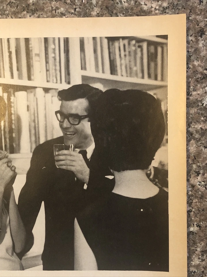 1966 Taylor Wines PRINT AD Right Bright Touch Party VTG 1960s Hammondsport NY Foto 3 de 4