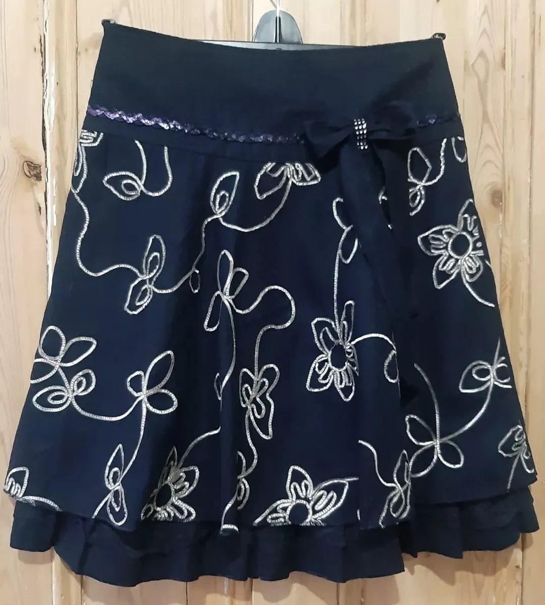 Women A Line Black Skirt lined Wool Felt Embroidered Sequins Lace Bow Waist 30