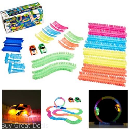 2 Cars Racing Track Mindscope Twister Tracks Set 360 Loop Glow in the Dark New - Afbeelding 1 van 1