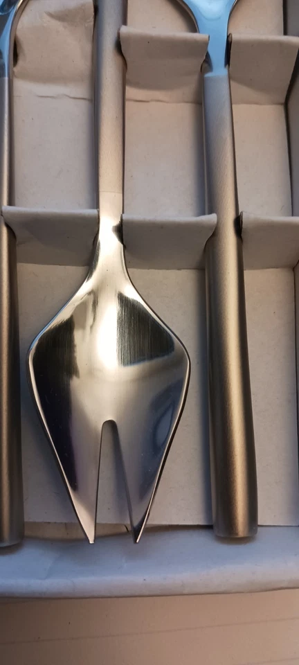 Garfo de salada/sobremesa IKEA FROJDA FRÖJDA aço inoxidável pacote com 4 5 1/2" 205.814.46 - Imagem 3 de 4