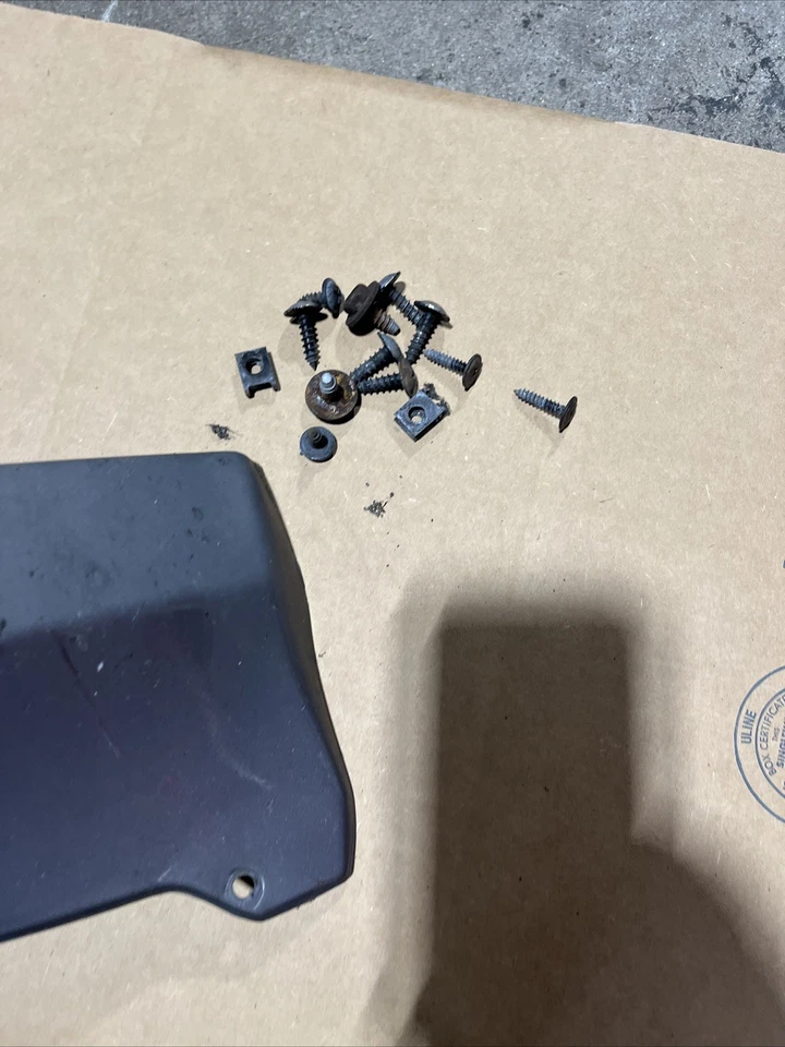 Nissan 350Z 2003 2008 guardabarros trasero derecho derecho OEM Foto 4 de 4