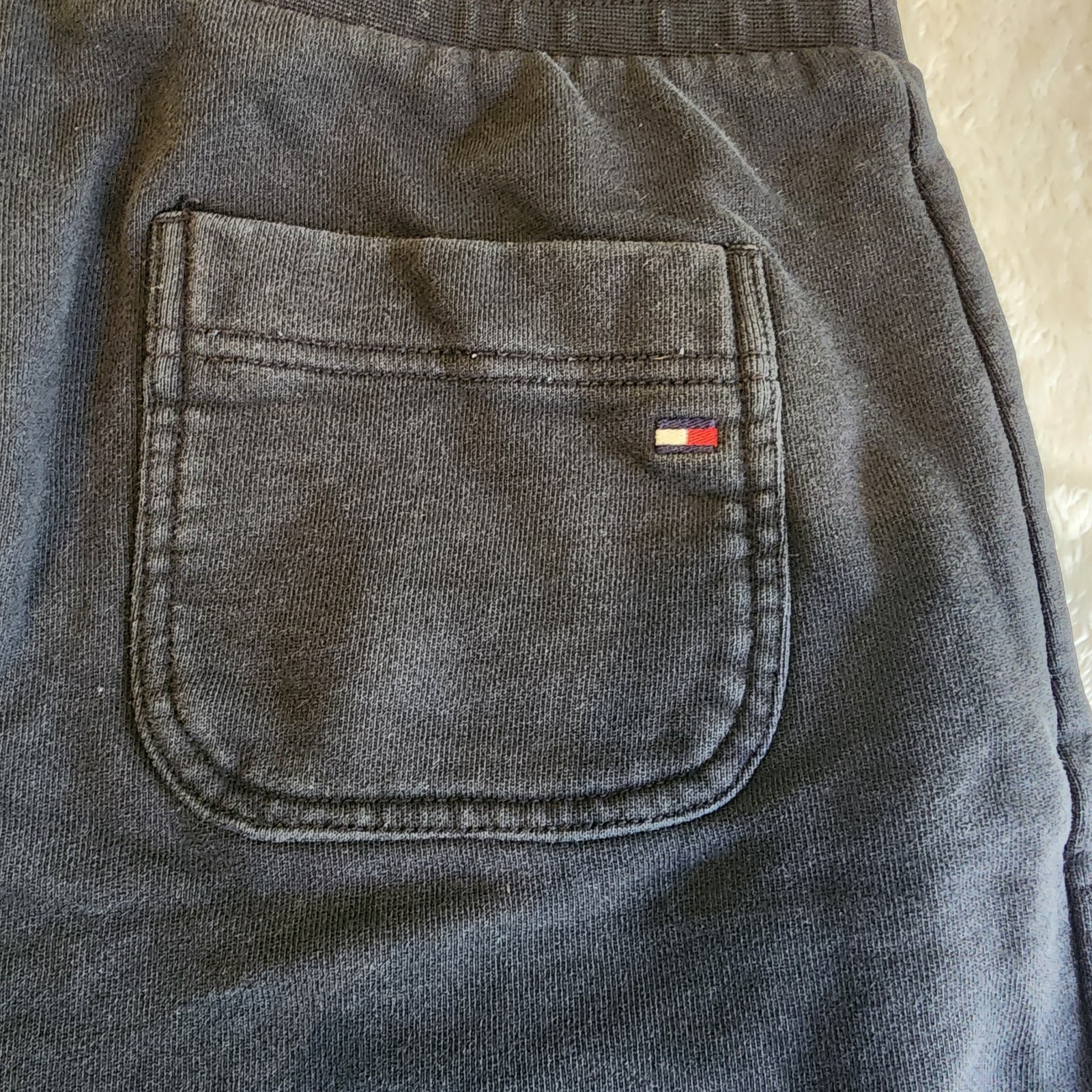 TOMMY HILFIGER Essential Tommy Sweat Shorts Men's Size SP Black Basic Preppy image 6