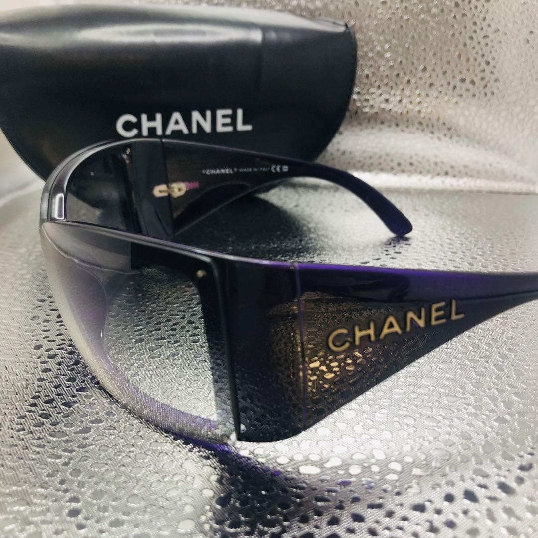 CHANEL Sporty Coco Mark Logo Sunglasses for Women