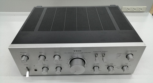 TRIO Kenwood KA-8100 HIGH Speed DC Integrated AMPLIFIER AC100V 50Hz/60Hz 1978