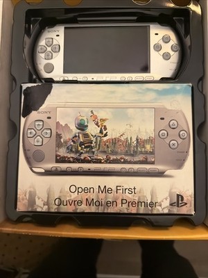 Sony PSP 3000 Ratchet & Clank Limited Edition Bundle Mystic Silver