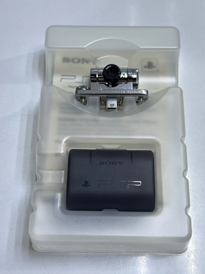 Sony PlayStation Portable PSP Camera Official PSP 300 - Image 2 of 4