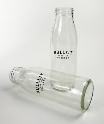 2 x Bulleit Frontier Bourbon Whiskey Milchflasche Schraubglas 0,5l Gläser 0179