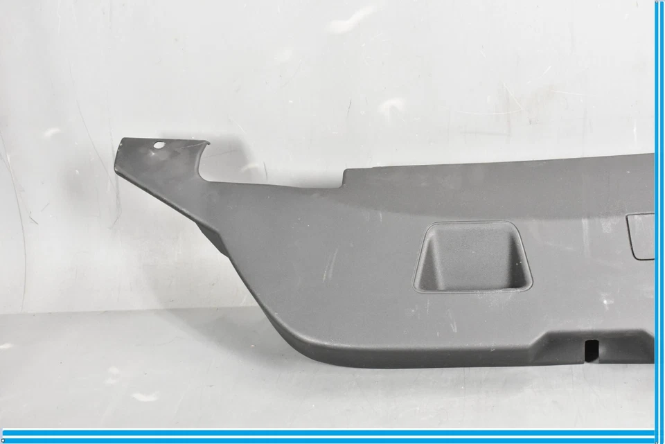 06-08 Volvo C70 Carrocería Trasera Tapa Panel Cubierta Moldura Fabricante Original Foto 4 de 4