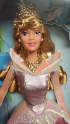 Vintage Disney Classics Sleeping Beauty Princess Aurora Doll NIB