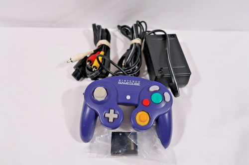 Nintendo GameCube Silver DOL-101 Video Game Console W/ Accesories & Memory Card - Picture 2 of 11
