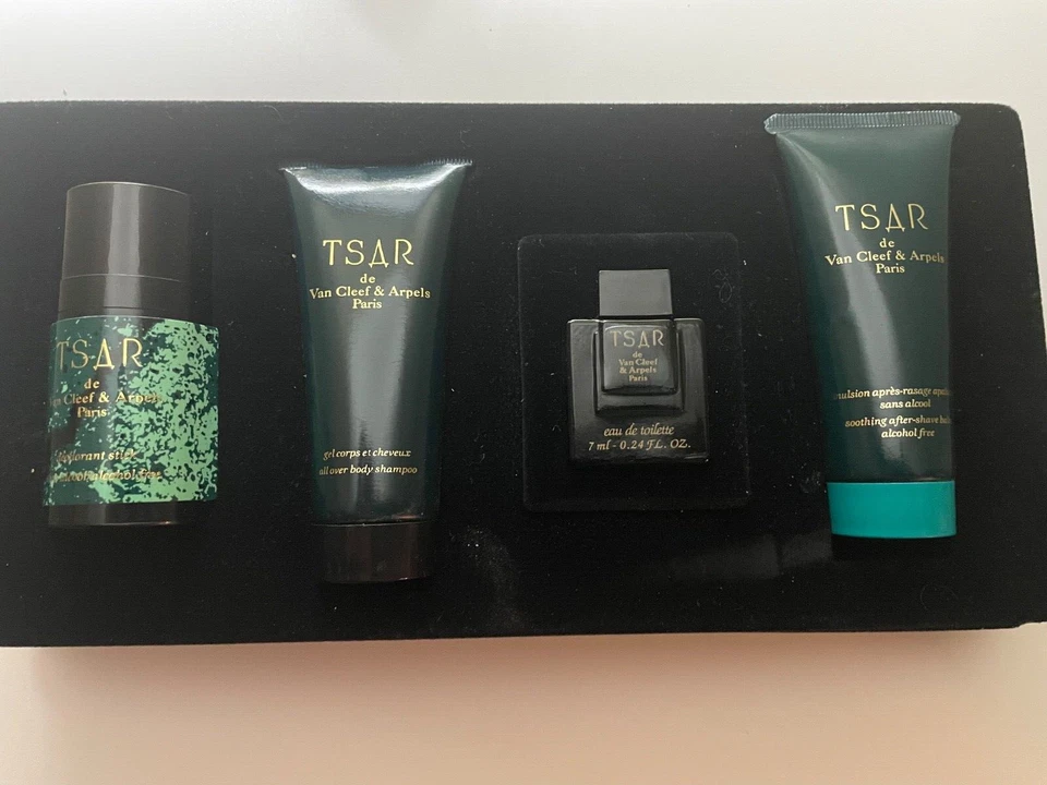 Juego de regalo de 4 piezas TSAR de van Cleef & Arpels Paris Foto 2 de 4