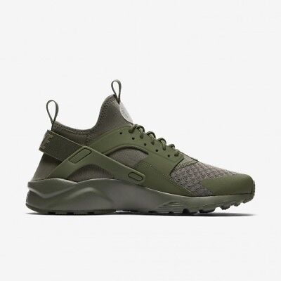 Size 14 Nike Men Air Huarache Ultra 