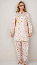 SAYA Modest Floral Matching Set 2-Piece Stitched Lawn Suit Small