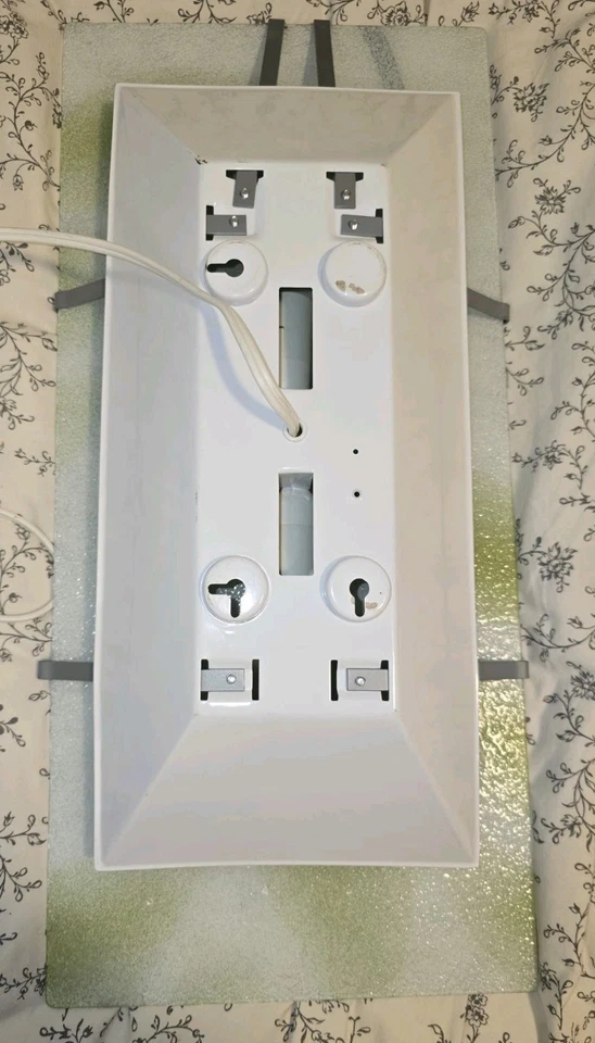 IKEA Zen Hoja Verde Panel Vidrio Pared Caja de Luz Lámpara GYLLEN 22” Aplique. Foto 3 de 3