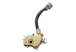 Land P38 Range Rover 99-02 BOSCH Transmission Neutral Safety XYZ Switch STC4452