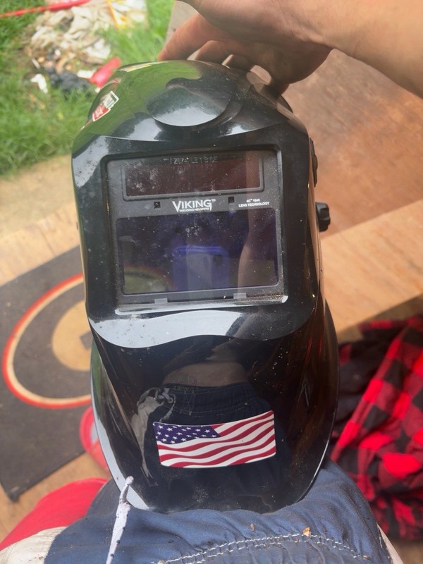 Lincoln Electric Viking 1840 Auto-Darkening Helmet Black K3034-4