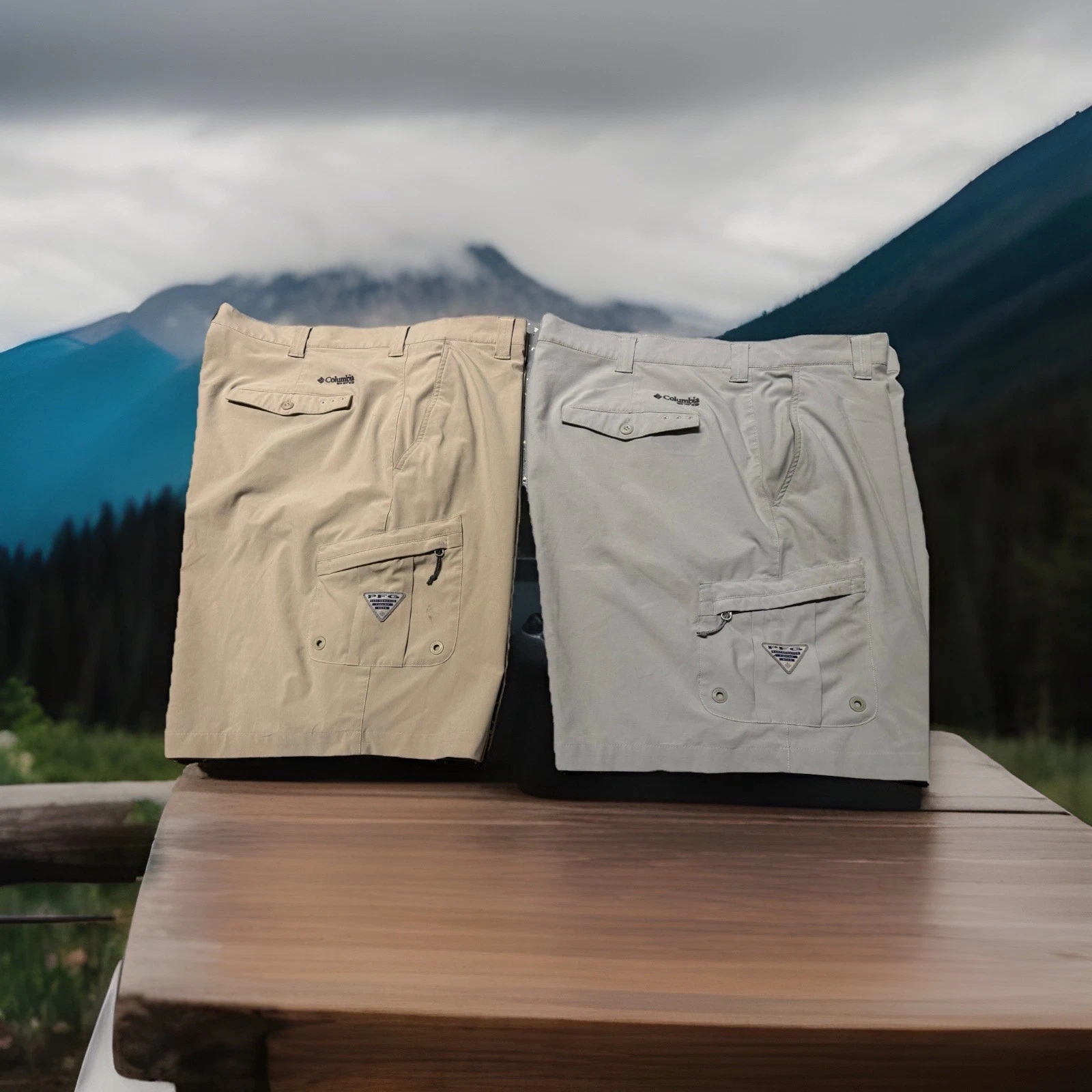 Lot/2 Men’s Columbia PFG Performance Fishing Khaki Cargo Shorts 44-W,Inseam 8/10