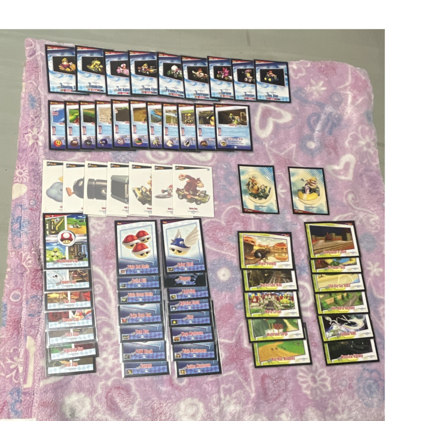 Nintendo Mario Kart Wii Trading Cards Lot (62 cards with sleeves) No Doubles