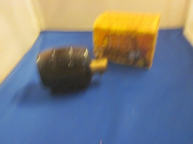 Picture 1 of 4