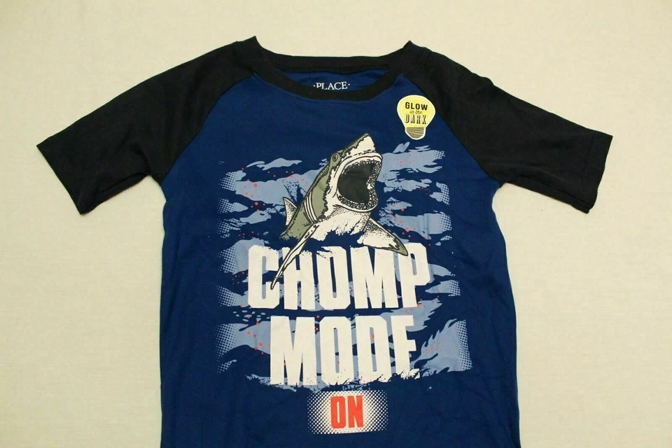 Camiseta The Children's Place Niño S/S Brilla en la Oscuridad Tiburón SV3 Azul Talla 12 Foto 2 de 3